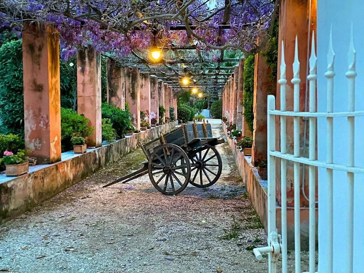 Villa Angelina - Charming Rooms & Apartments Trapani