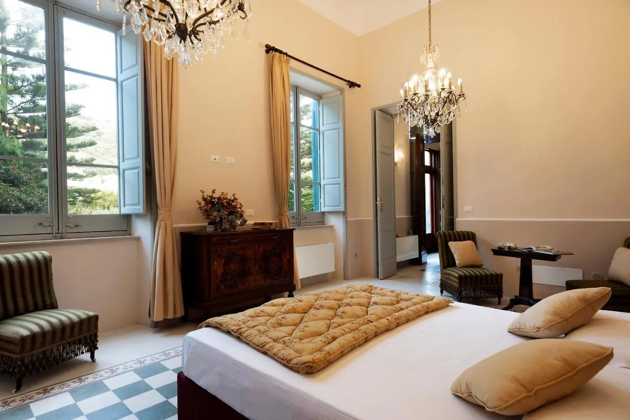 Villa Angelina - Charming Rooms & Apartments Trapani 0*,