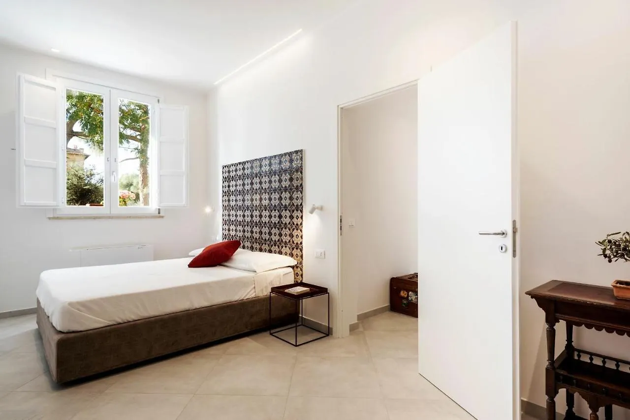 Villa Angelina - Charming Rooms & Apartments Trapani