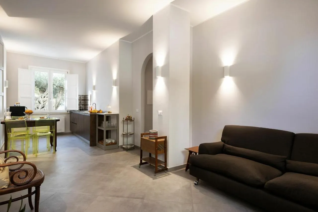 Villa Angelina - Charming Rooms & Apartments Trapani 0*,