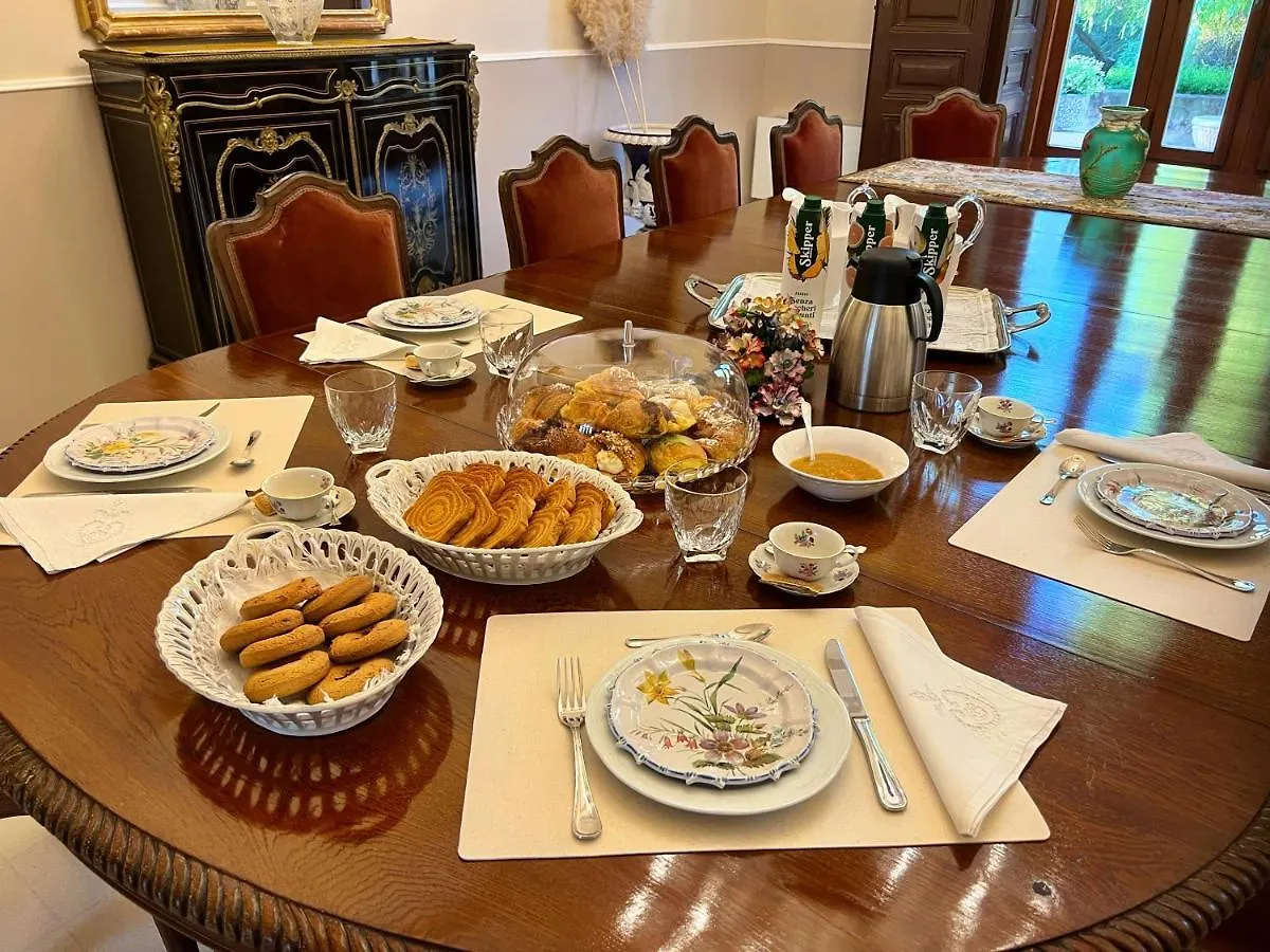 Villa Angelina - Charming Rooms & Apartments Trapani