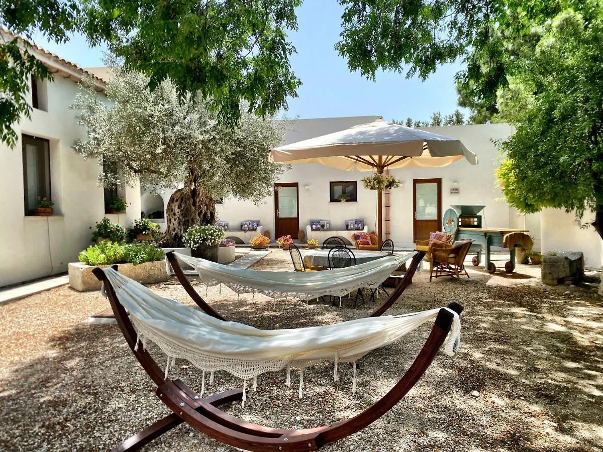 Villa Angelina - Charming Rooms & Apartments Trapani Italia