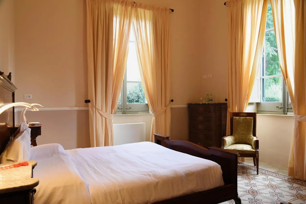 Villa Angelina - Charming Rooms & Apartments Trapani Italia